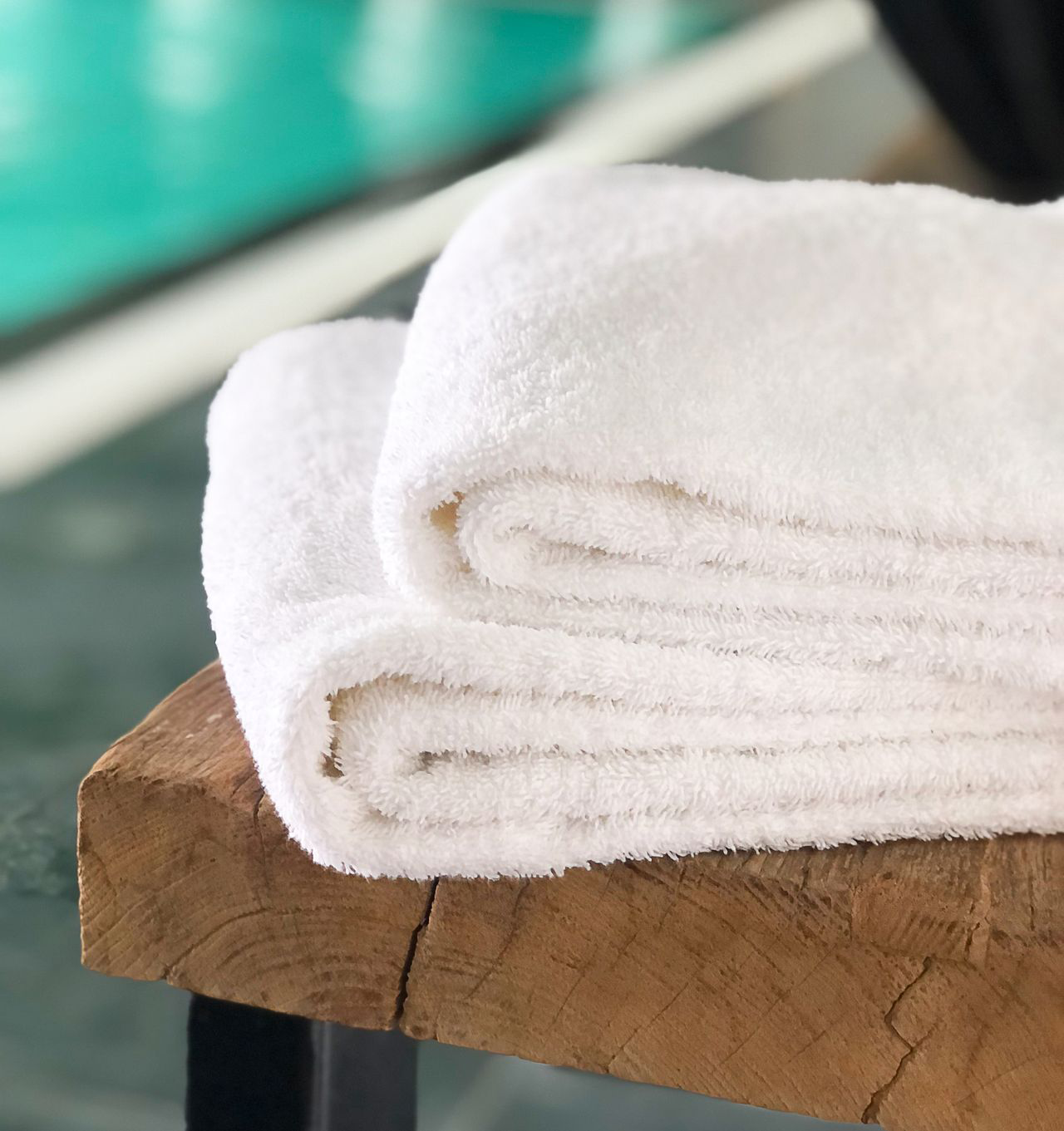 Weiße Hotel-Handtücher | Badetücher